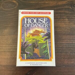 Z-Man Games Choose Your Own Adventure House of‎ Danger Board Game CYA01 2018